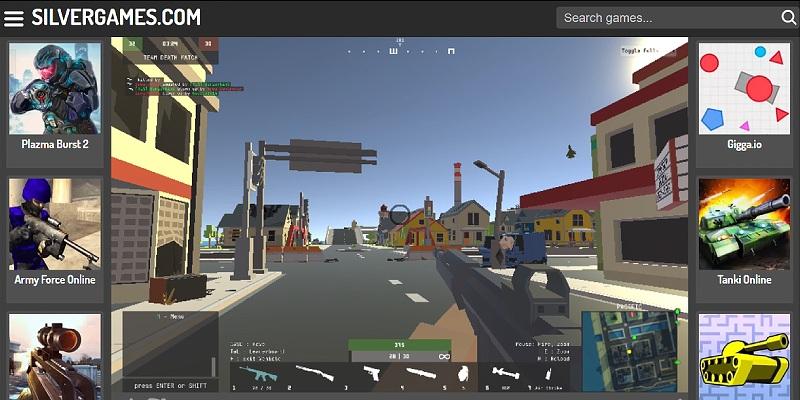 screenshot of War Brokers gameplay on Silvergames, showing a tank in a team battle